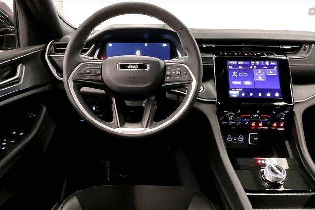 2025 Jeep Grand Cherokee L Altitude 4x2