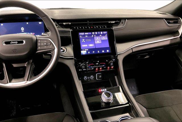 2025 Jeep Grand Cherokee L Altitude 4x2