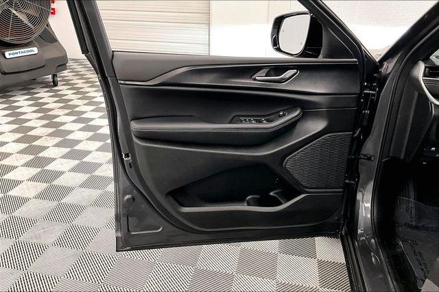 2025 Jeep Grand Cherokee L Altitude 4x2