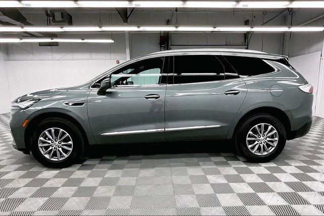 2023 Buick Enclave Essence FWD