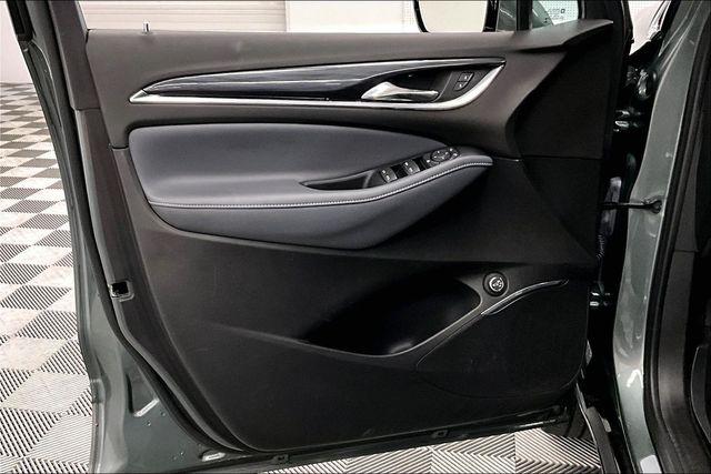 2023 Buick Enclave Essence FWD