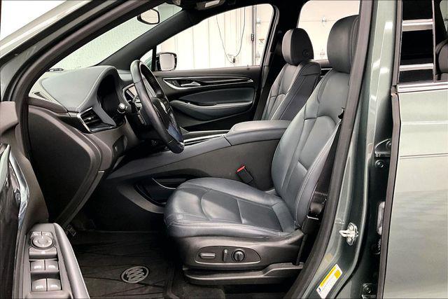 2023 Buick Enclave Essence FWD