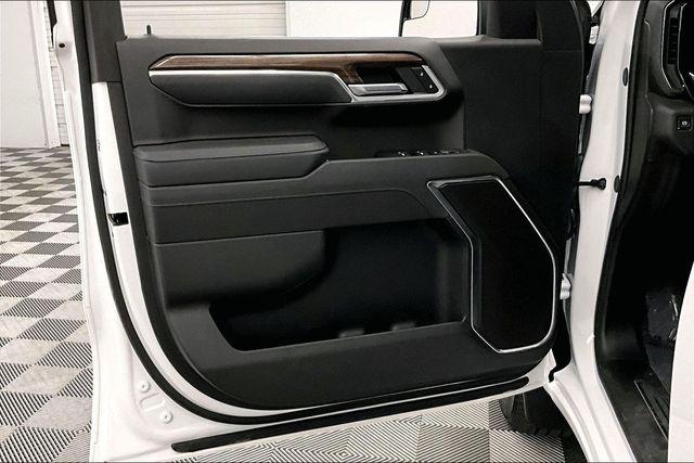2026 Chevrolet Silverado 1500 4WD Crew Cab Short Bed RST