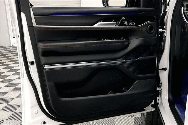 2024 Jeep Grand Wagoneer L Series III Obsidian 4x4