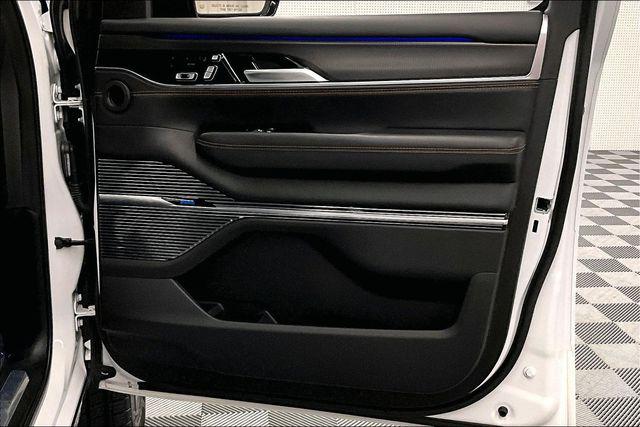 2024 Jeep Grand Wagoneer L Series III Obsidian 4x4