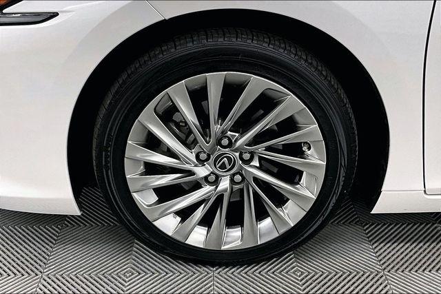 2023 Lexus ES 350 Ultra Luxury