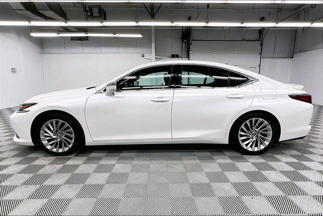 2023 Lexus ES 350 Ultra Luxury