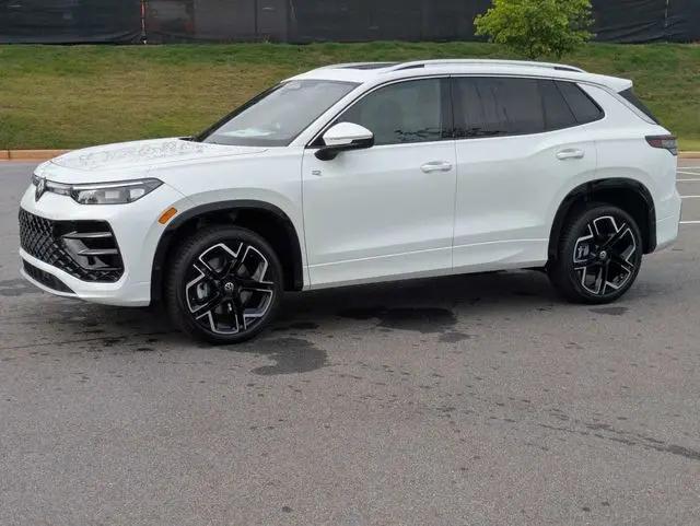 2026 Volkswagen Tiguan SEL R-Line Turbo