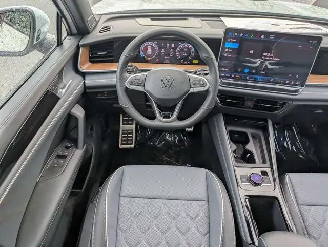 2026 Volkswagen Tiguan SEL R-Line Turbo