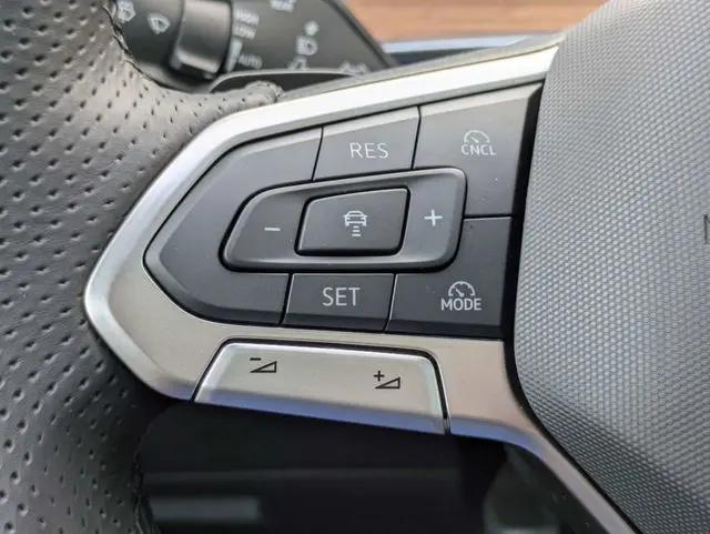 2026 Volkswagen Tiguan SEL R-Line Turbo