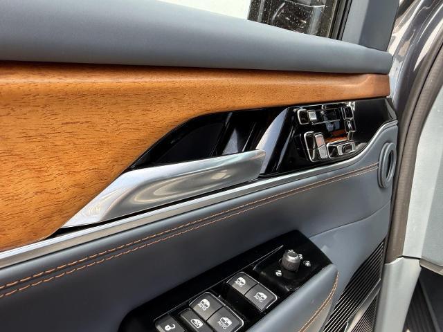 2023 Jeep Grand Wagoneer Series III 4x4