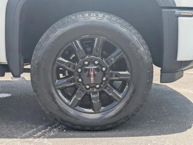 2024 GMC Sierra 2500HD 4WD Crew Cab Standard Bed AT4