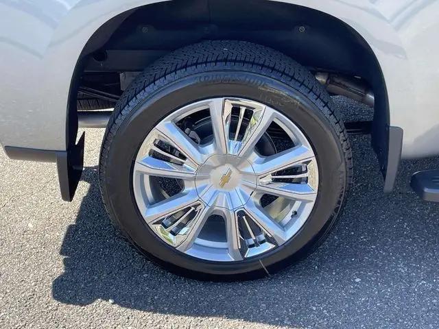 2026 Chevrolet Silverado 1500 4WD Crew Cab Short Bed High Country