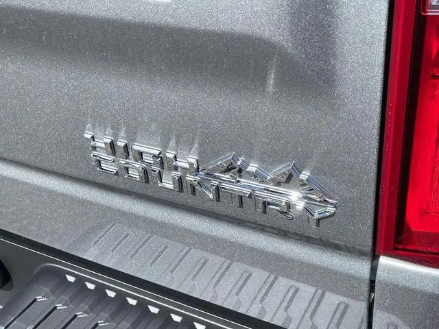 2026 Chevrolet Silverado 1500 4WD Crew Cab Short Bed High Country