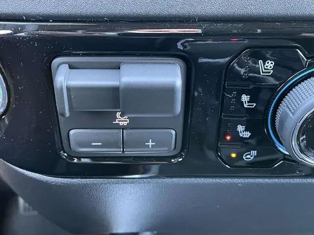 2026 Chevrolet Silverado 1500 4WD Crew Cab Short Bed High Country