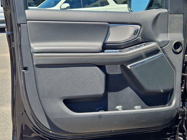 2025 Ford Expedition Active MAX