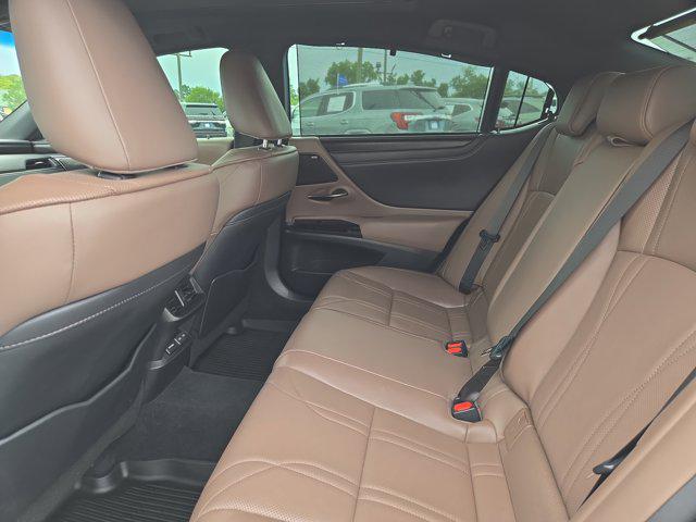 2024 Lexus ES 350 Ultra Luxury