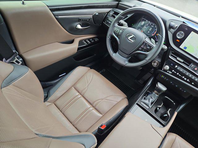 2024 Lexus ES 350 Ultra Luxury