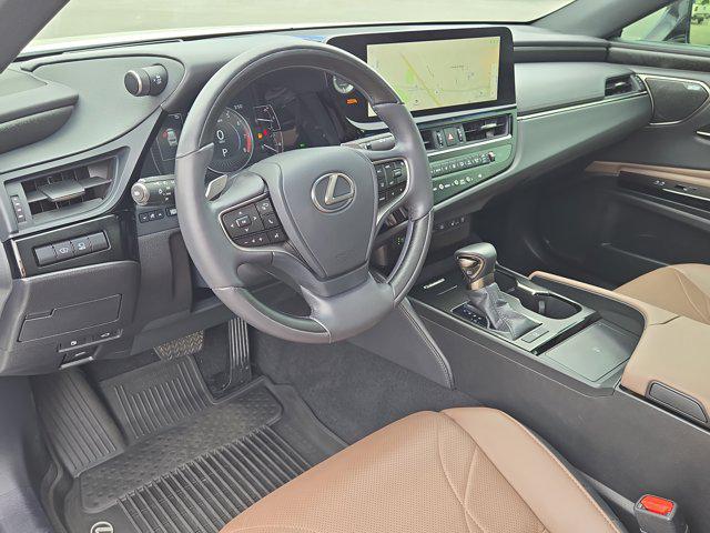 2024 Lexus ES 350 Ultra Luxury