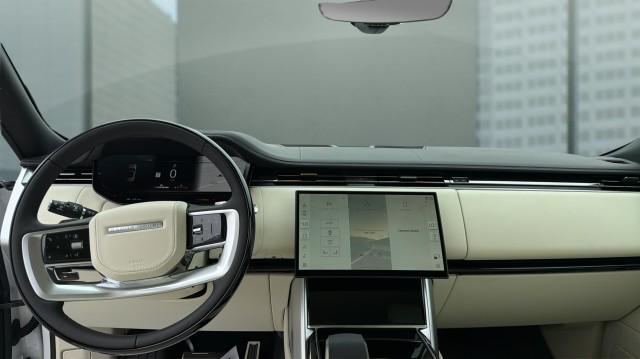 2026 Land Rover Range Rover P400 SE