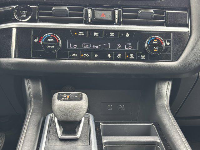 2025 Nissan Pathfinder SL 4WD