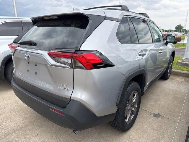 2024 Toyota RAV4 Hybrid LE