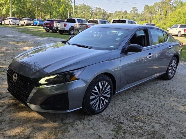2024 Nissan Altima SV FWD