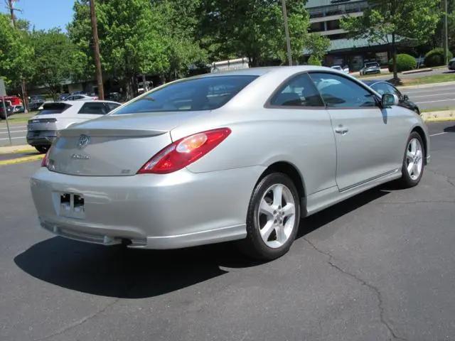 2004 Toyota Camry SE