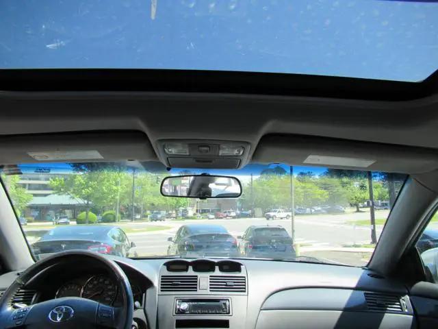 2004 Toyota Camry SE