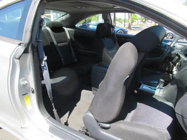 2004 Toyota Camry SE