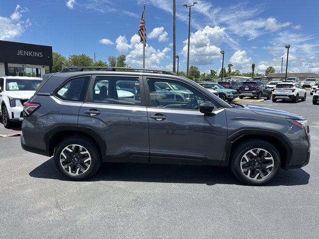 2025 Subaru Forester Base