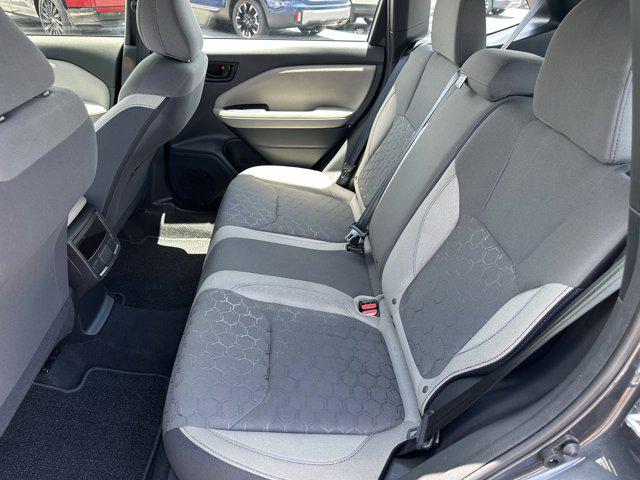 2025 Subaru Forester Base