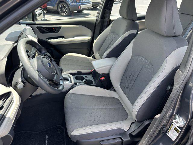 2025 Subaru Forester Base