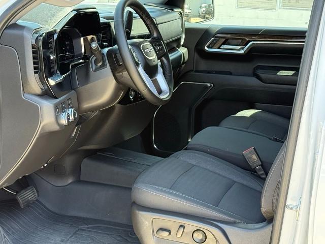 2024 GMC Sierra 1500 4WD Crew Cab Short Box Elevation with 3SB
