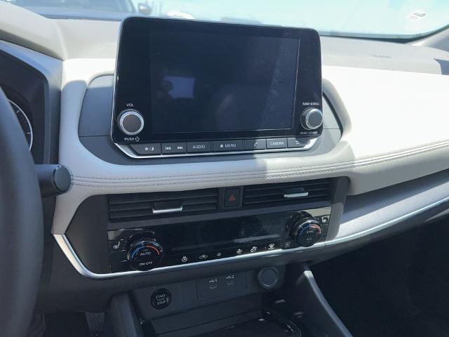 2025 Nissan Rogue SV FWD