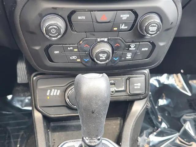 2022 Jeep Renegade Latitude 4x4