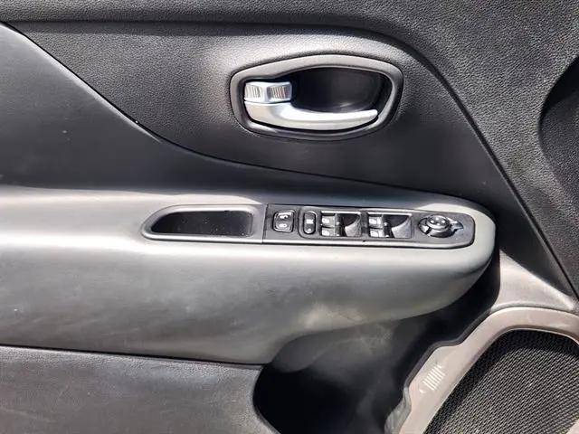 2022 Jeep Renegade Latitude 4x4