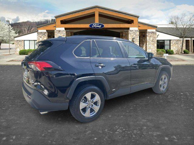 2023 Toyota RAV4 Hybrid LE
