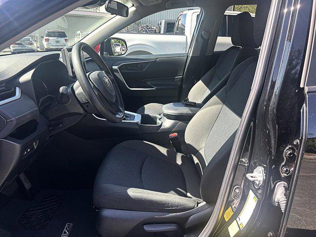 2023 Toyota RAV4 Hybrid LE