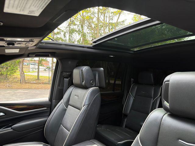 2024 Cadillac Escalade ESV 4WD Premium Luxury