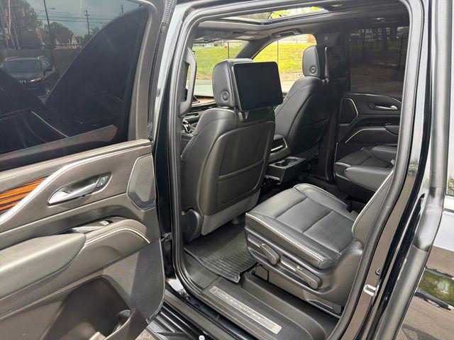 2024 Cadillac Escalade ESV 4WD Premium Luxury