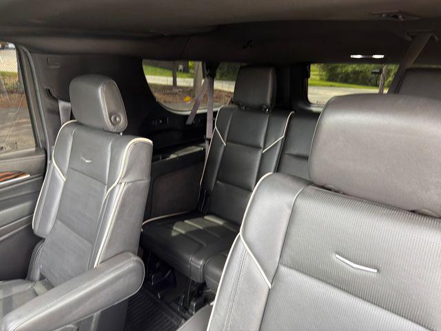 2024 Cadillac Escalade ESV 4WD Premium Luxury