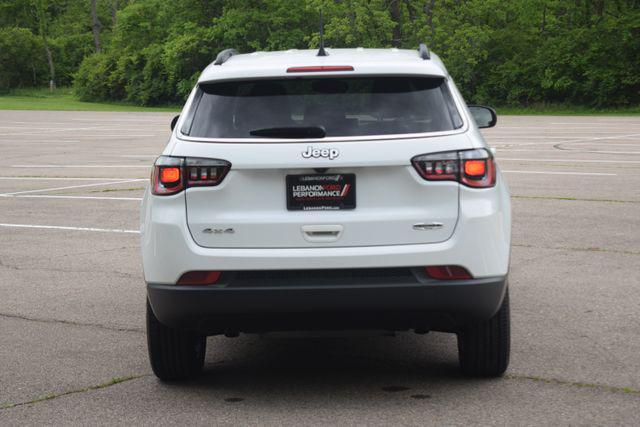 2023 Jeep Compass Latitude Lux FWD