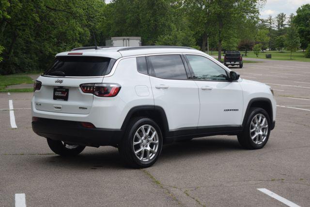 2023 Jeep Compass Latitude Lux FWD
