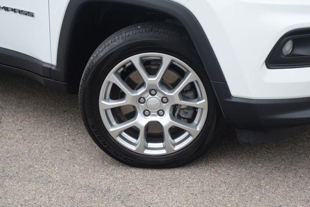 2023 Jeep Compass Latitude Lux FWD