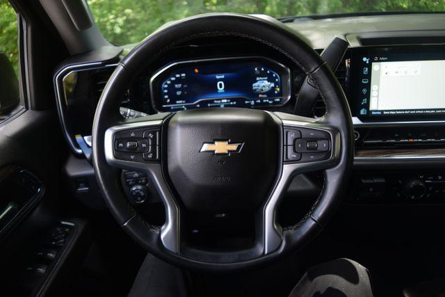 2023 Chevrolet Silverado 1500 4WD Crew Cab Standard Bed LT