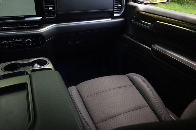 2023 Chevrolet Silverado 1500 4WD Crew Cab Standard Bed LT