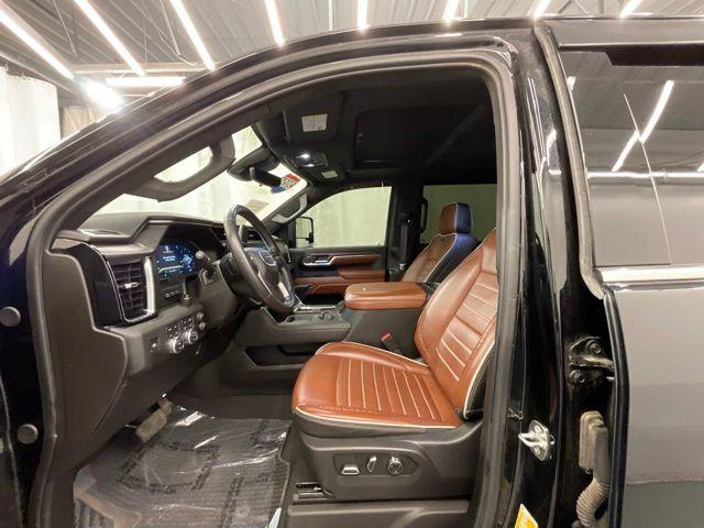 2024 GMC Sierra 3500HD Denali Ultimate