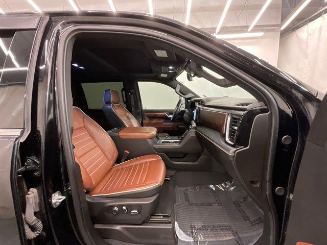 2024 GMC Sierra 3500HD Denali Ultimate