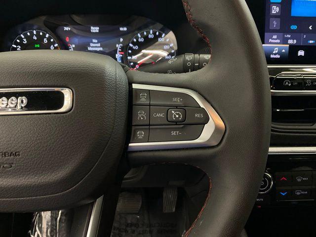 2025 Jeep Compass Trailhawk 4x4